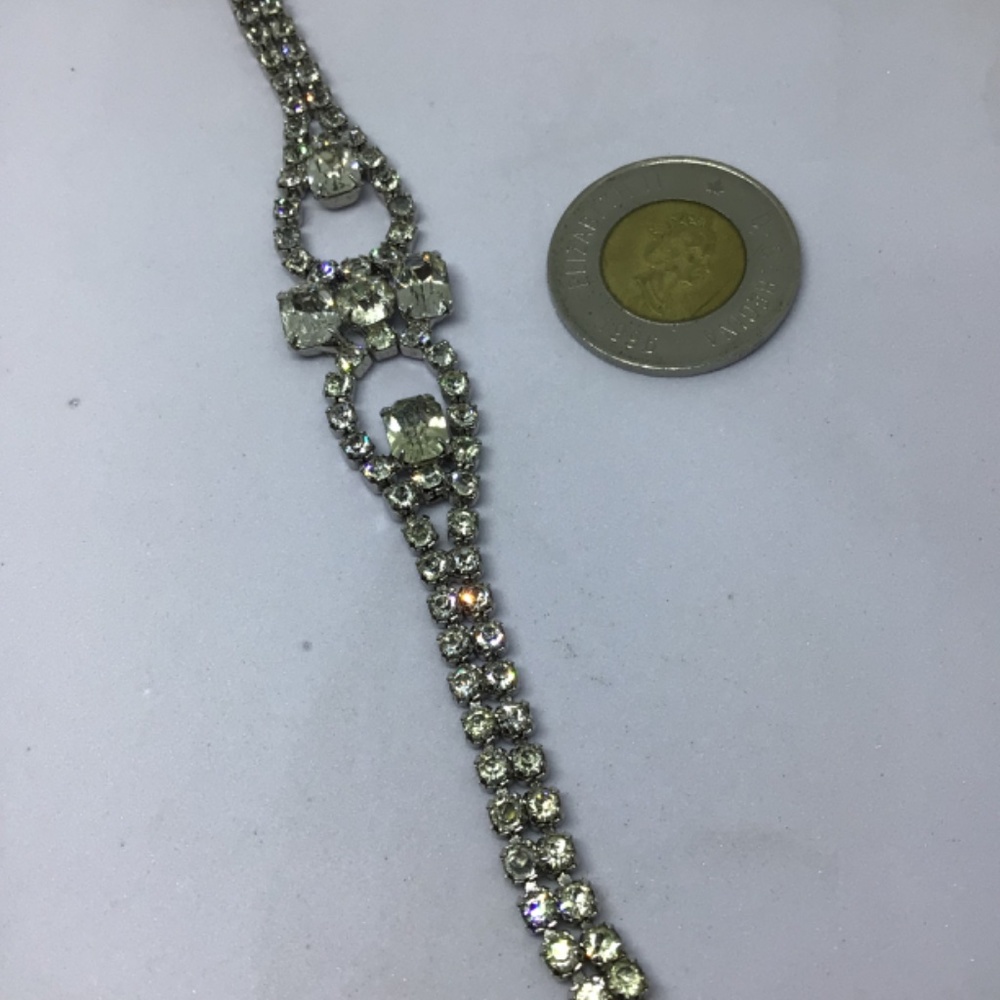 Vintage Rhinestone Bracelet - Picture 4 of 7